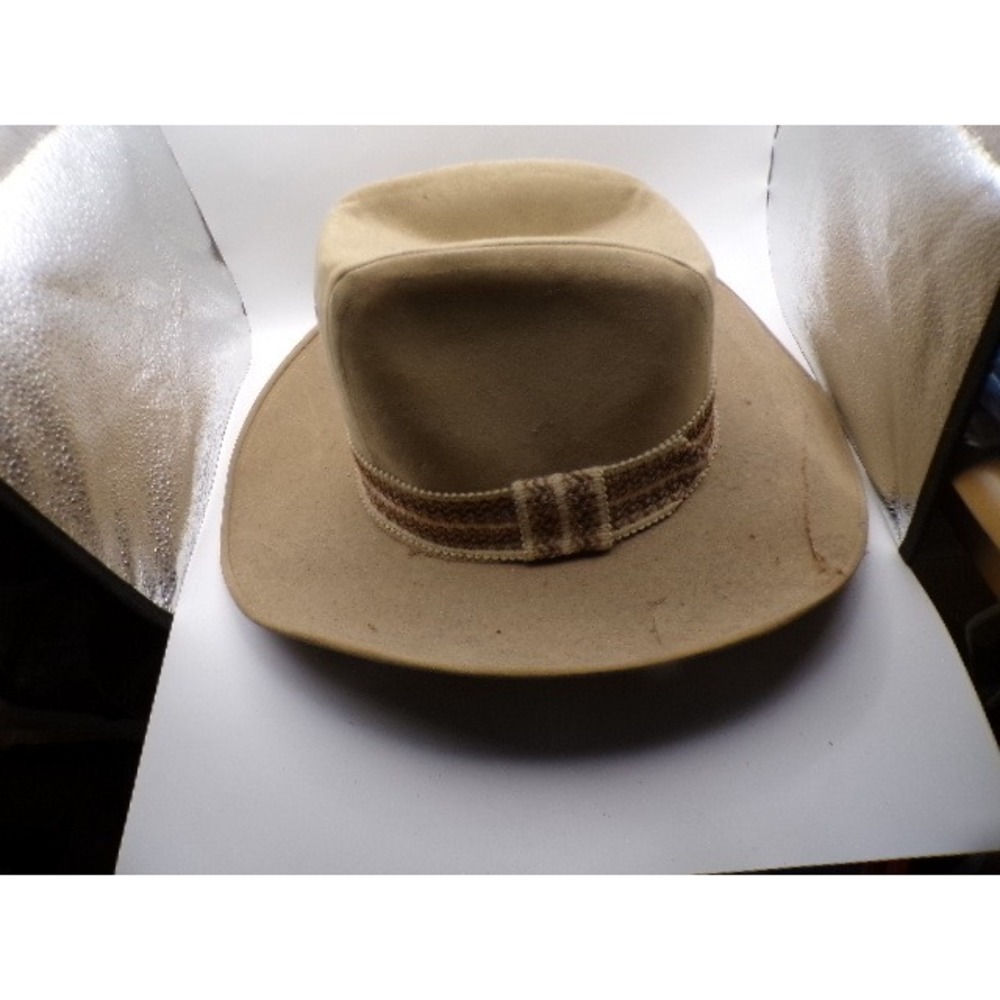 Mens Western Cowboy‎ Hat Tan Felt Band Medium Used Retro